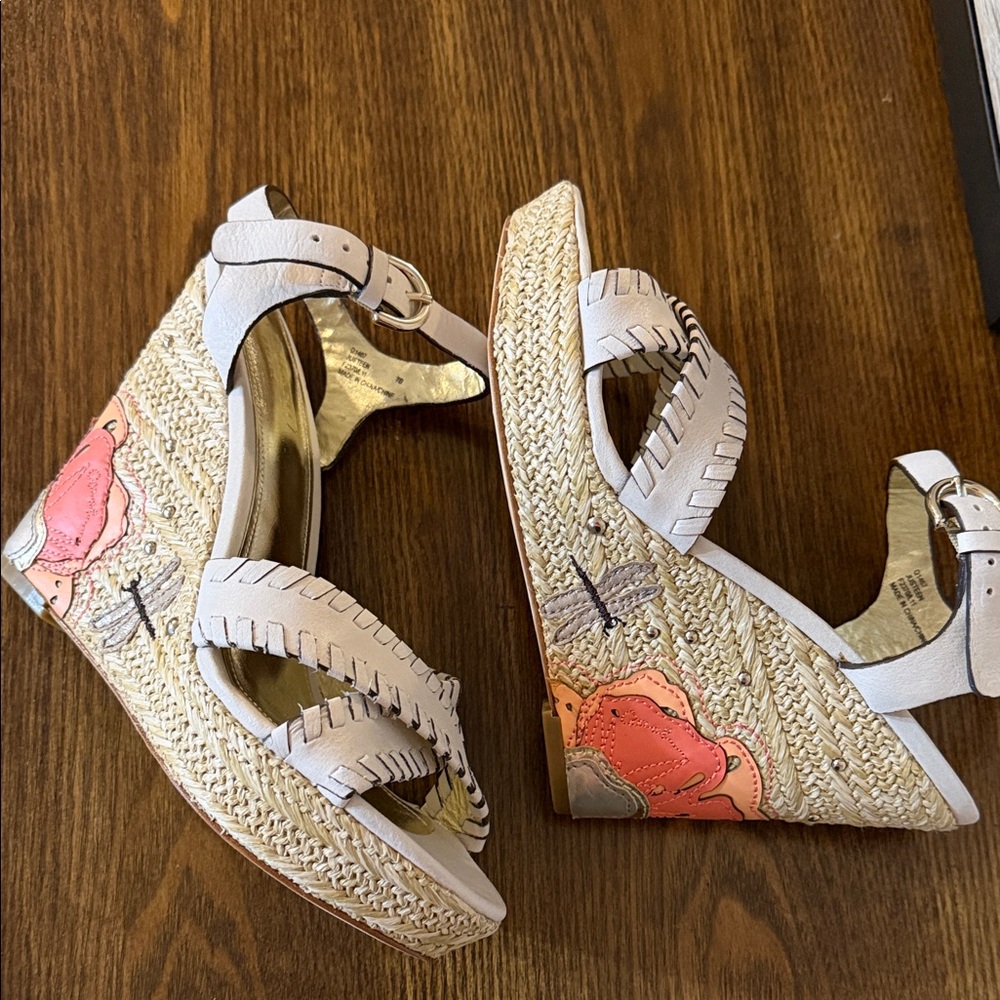 Coach beige and Pink Espadrille Wedges - Picture 2 of 11